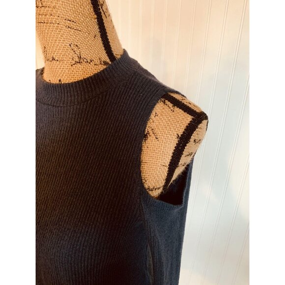🌸3/$15🌸Light Navy Cold Shoulder Sweater Medium Long Sleeve - Picture 2 of 6
